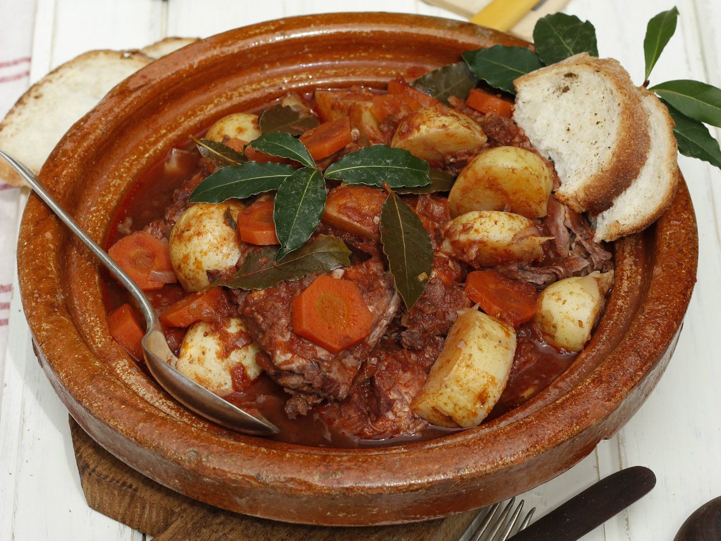 The national dish of Malta - Stuffat tal-Fenek (rabbit stew ...